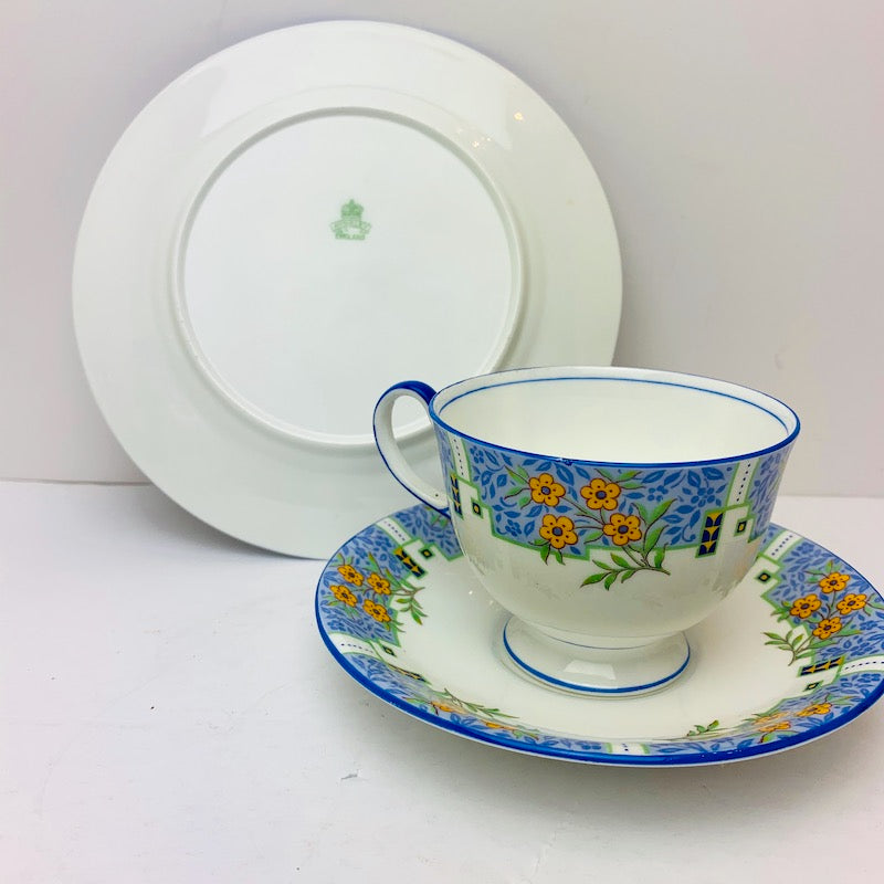 Antique Art Deco 1920 Aynsley England Tea Cup and Saucer Trio Very Rare Stamp Marks for 1920 for 11 sets and Stamp Mark for 1934 for one Set. This is a set of 12 Trios or 36 pieces. All in excellent condition. 100 year old pieces!